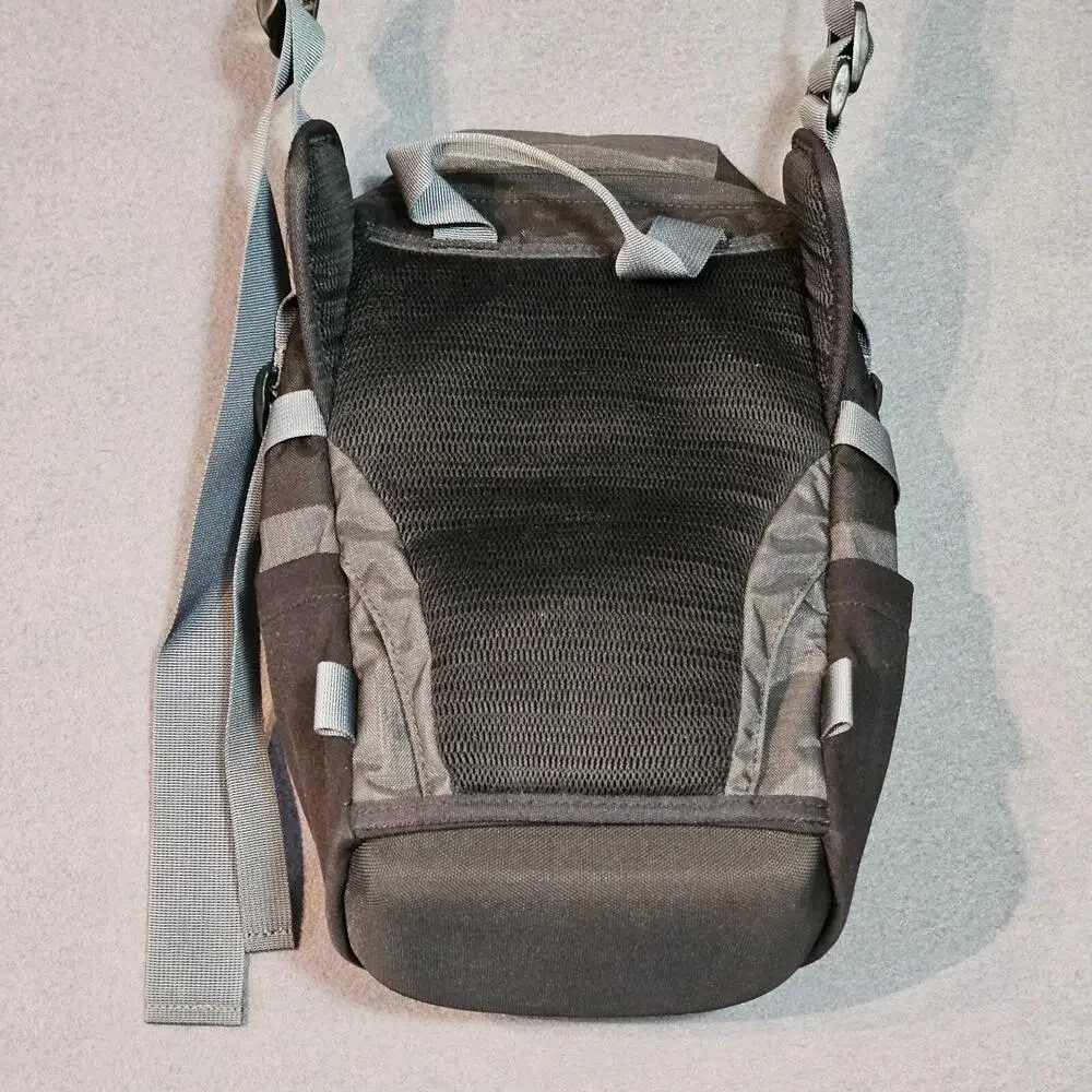 Thule Perspektiv TPDP 101Slr Daypack Camera Bag VERY CLEAN Shoulder Sling